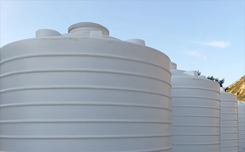 东乡塑料大桶怎么选？PE/PP材质区别及选购指南