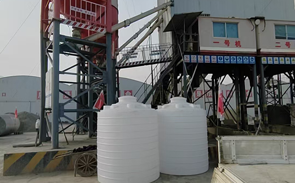 东乡立式运输桶交付案例｜全新PE材质 · 多行业适配 · 批量稳定供应